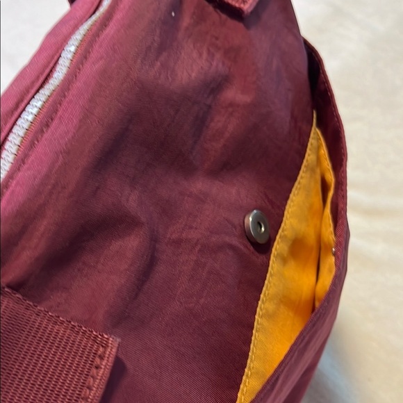 Baggallini Burgundy Large Crossbody Bag - Picture 5 of 10